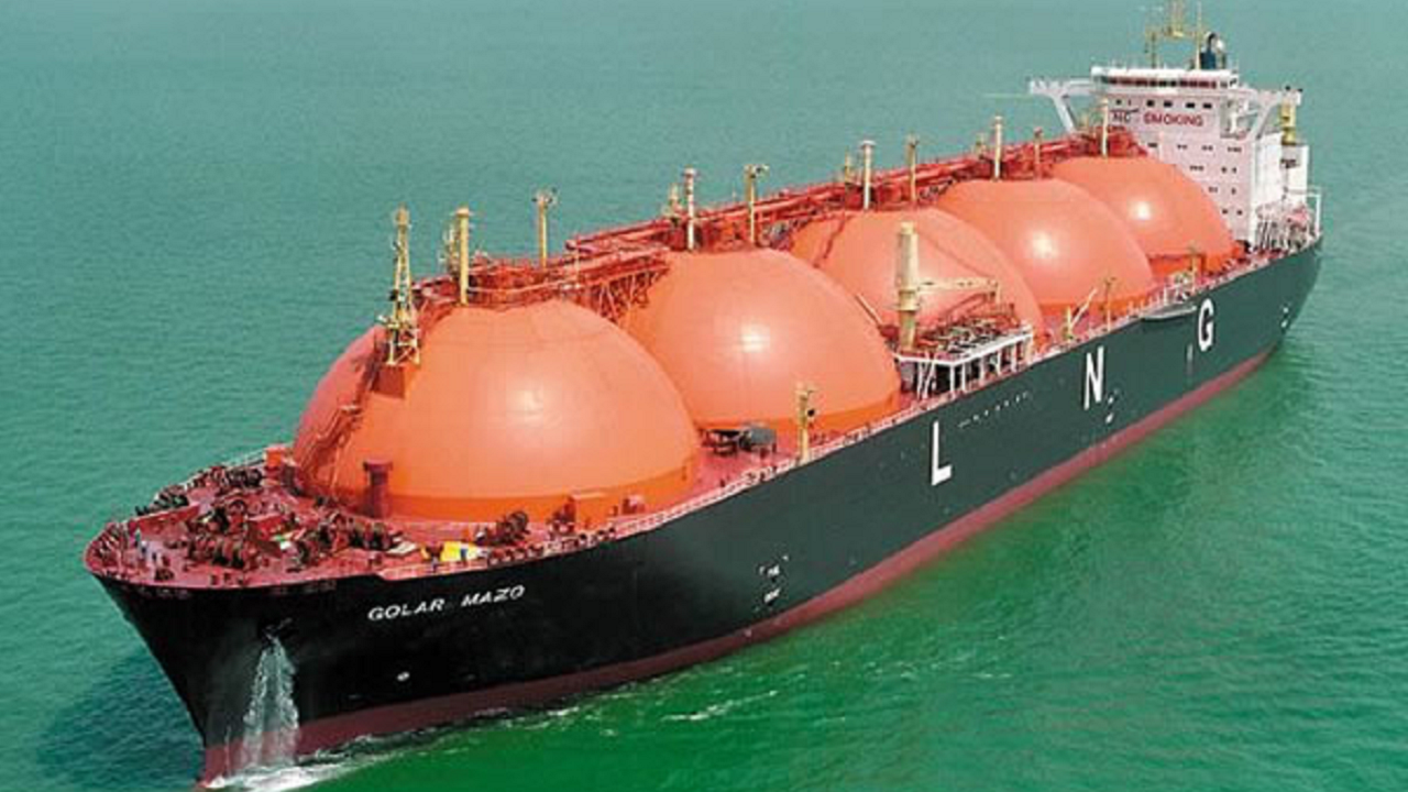 هاوپەیمانی سەعوودی کەشتییەکی هەڵگری سووتەمەنی ووڵاتی یەمەنی دەست بەسەردا گرت