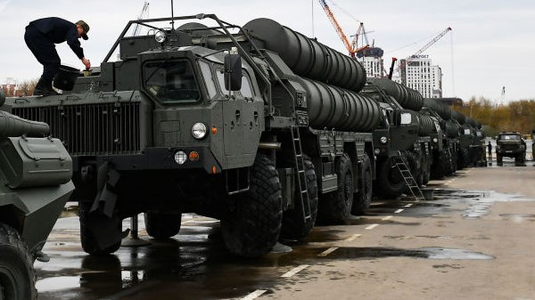 ئەمریکا سەبارەت بە سیستەمی ئێس - ٤٠٠ داوایەک ئاراستەی تورکیا دەکات