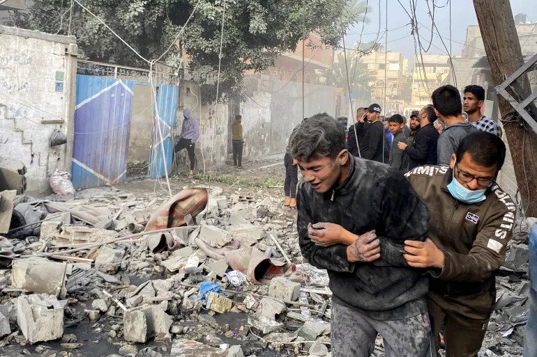 لەدوای کۆتایی ئاگربەست ئیسرائیل زیاتر لە 400 پێگەی لە غەززە بەئامانج گرتووە؛ 240 کەس کوژراون