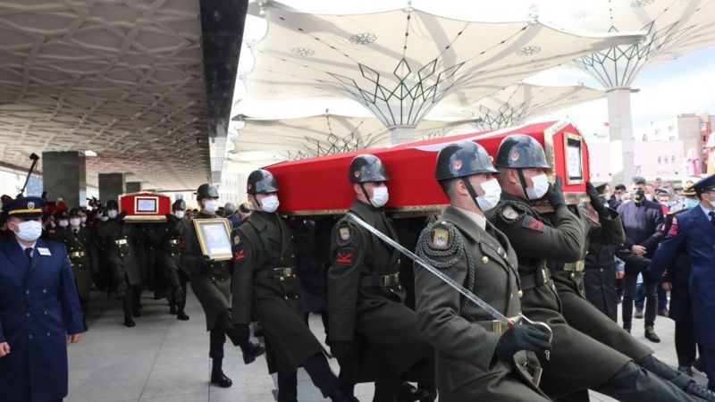 تورکیا کوژران و برینداربوونی ٨ سەربازی لە هەرێمی کوردستان ڕاگەیاند