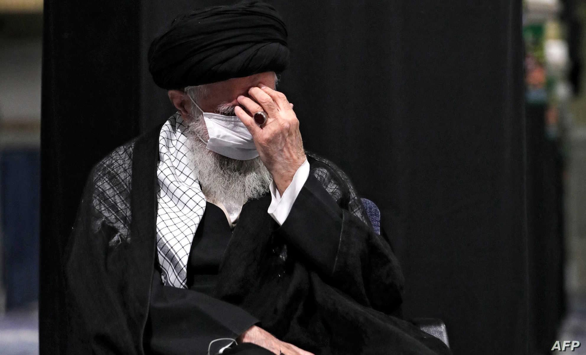 بەپەلە    ...   لە کۆتایی دا عەلی خامنەیی ڕابەری باڵای ئێران ڕازی بوو