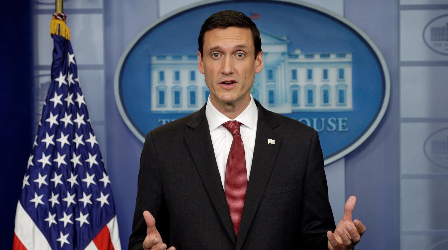 راوێژكاری باڵای دۆناڵد ترامپ، بۆ ئاسایشی نیشتیمانی ئەمریكا دەستی لە كارەكەی كشاندەوە