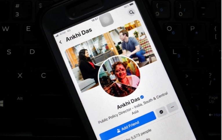 بەڕێوبەری فەیسبووک لە هێند دەستی لە کار کشاندەوە