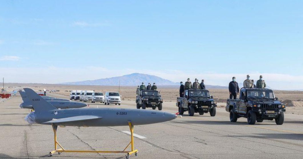ڕۆیتەرز :  " ئێران لە مانۆڕ و نەمایشە سەربازییەکانی فڕۆکەی بێفڕۆکەوانی تاقیکردووەتەوە