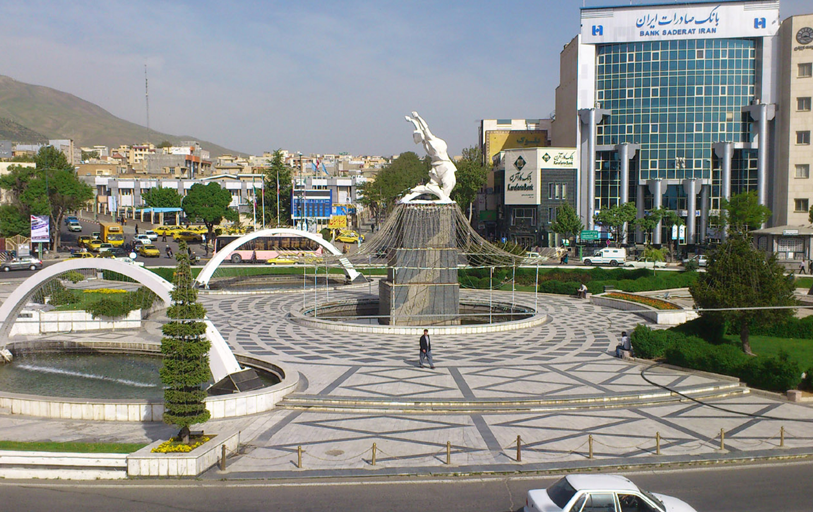 دەستبەسەر کرانی چوار ئەندامی کەمپەینێکی خێرخوازی لە سنە