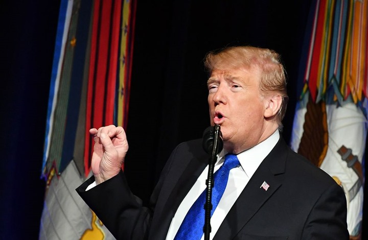 ترامپ : کۆرۆنا بەم زووانە لەناو دەچێت و پێویستی بە ماسکی زۆرەملی نییە