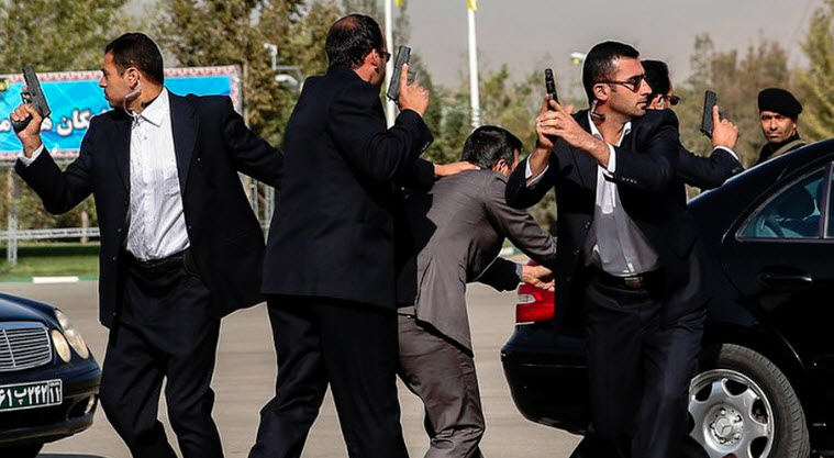 +  ڤیدیۆ  ...   دەزگای هەواڵگری سوپای پاسداران بە فڕۆکەگەلی بێفڕۆکەوانی خۆی وێنە و فیلمی دیپلۆماتگەلی بیانی کە سیخوڕی لە ناوچە مووشەکییەکانی ئەو ووڵاتە دەکەن بڵاو دەکاتەوە