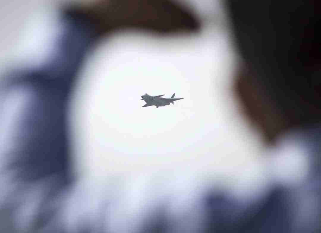 چین بە فڕۆکە شەڕکەرەکانی نەمایشی ‌هێزی بە سەر ئاسمانی تایوانەوە کرد