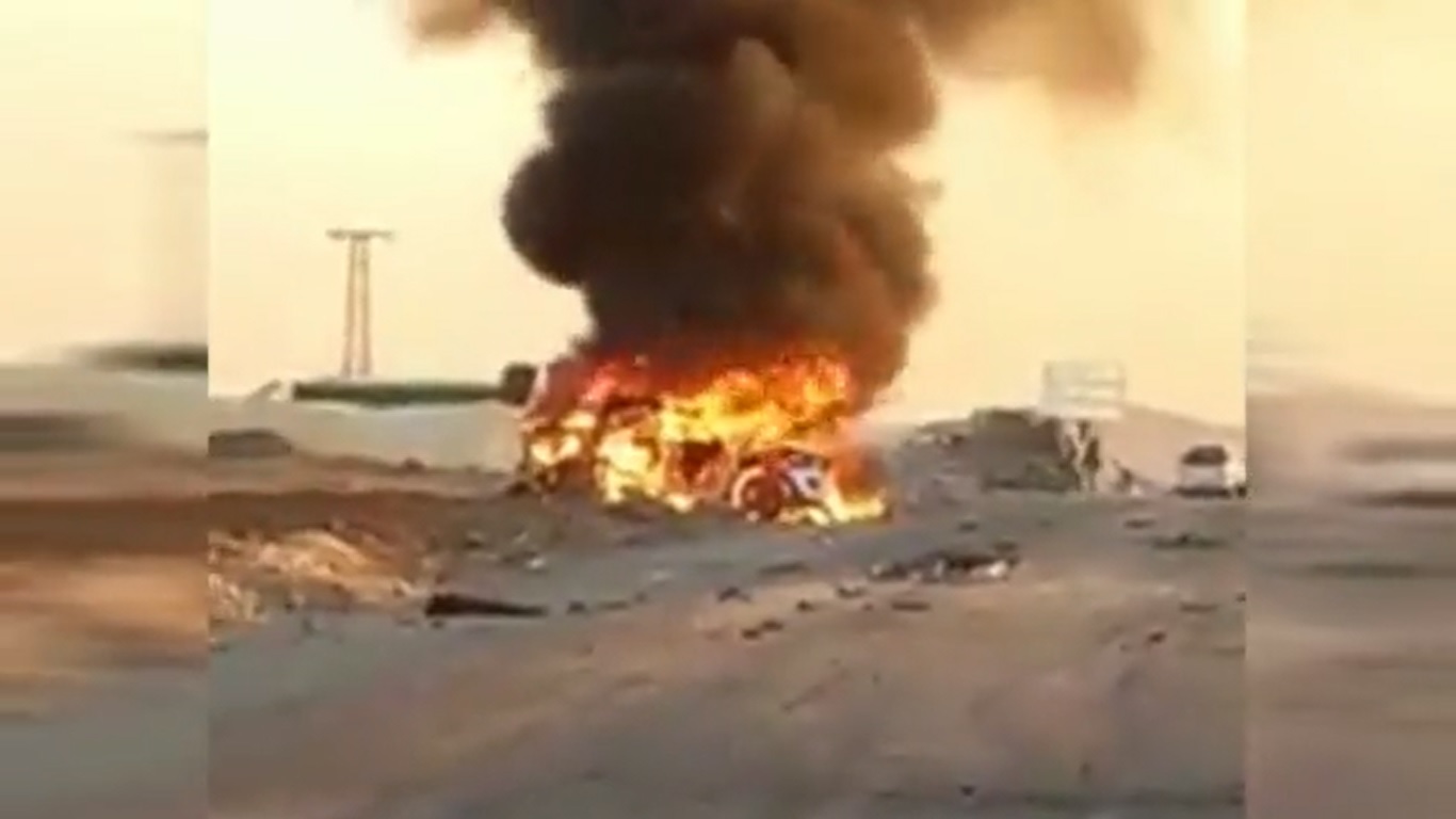 فڕۆکەن بێفڕۆکەوانەکانی تورکیا لە عەفرین ئۆتۆمبێلێکیان کردە ئامانج