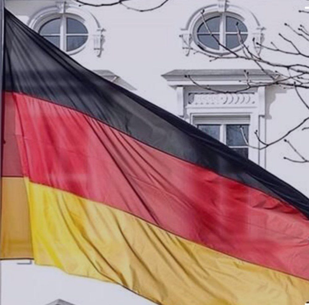 بەرلین ئێستا دووەمین دەستەبەرکەری چەکی ئۆکراین ە