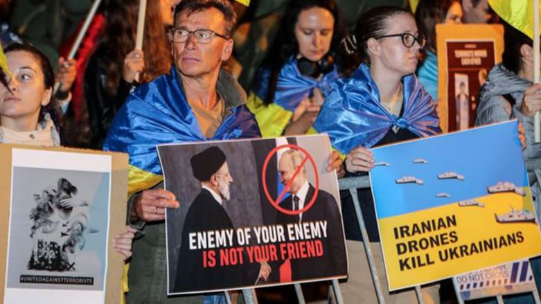 زلێنسکی :  ڕووسیا داوای ٢٠٠٠ فرۆکەی بێفڕۆکەوانی جۆری (شاهید – ١٣٦)ـی لە کۆماری ئیسلامی کردووە.