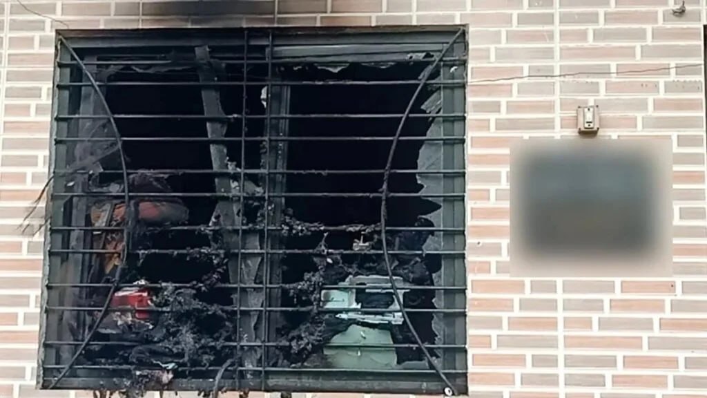 بە هۆی تەقینەوەی تەلەفۆن لە هێندووستان سێ کەس بریندار بوون