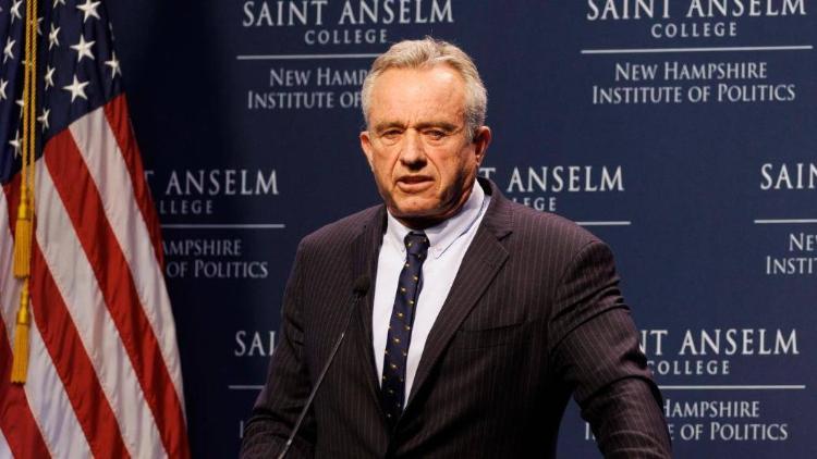 ڕۆبێرت ئێف کێنێدی جونیۆر، کاندیدی سەرۆککۆماری ئەمریکا : ئیسرائیل کەشتی فڕۆکەهەڵگری ئێمەیە لە ڕۆژهەڵاتی ناوەڕاست