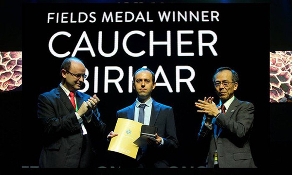 بە بینینی ئەم ڤیدیۆیە فێر بین چۆن ڕێز لە زمانی دایک دەگرین  " کۆڕی کۆچەر بیرکاری گەورە زانای کورد "