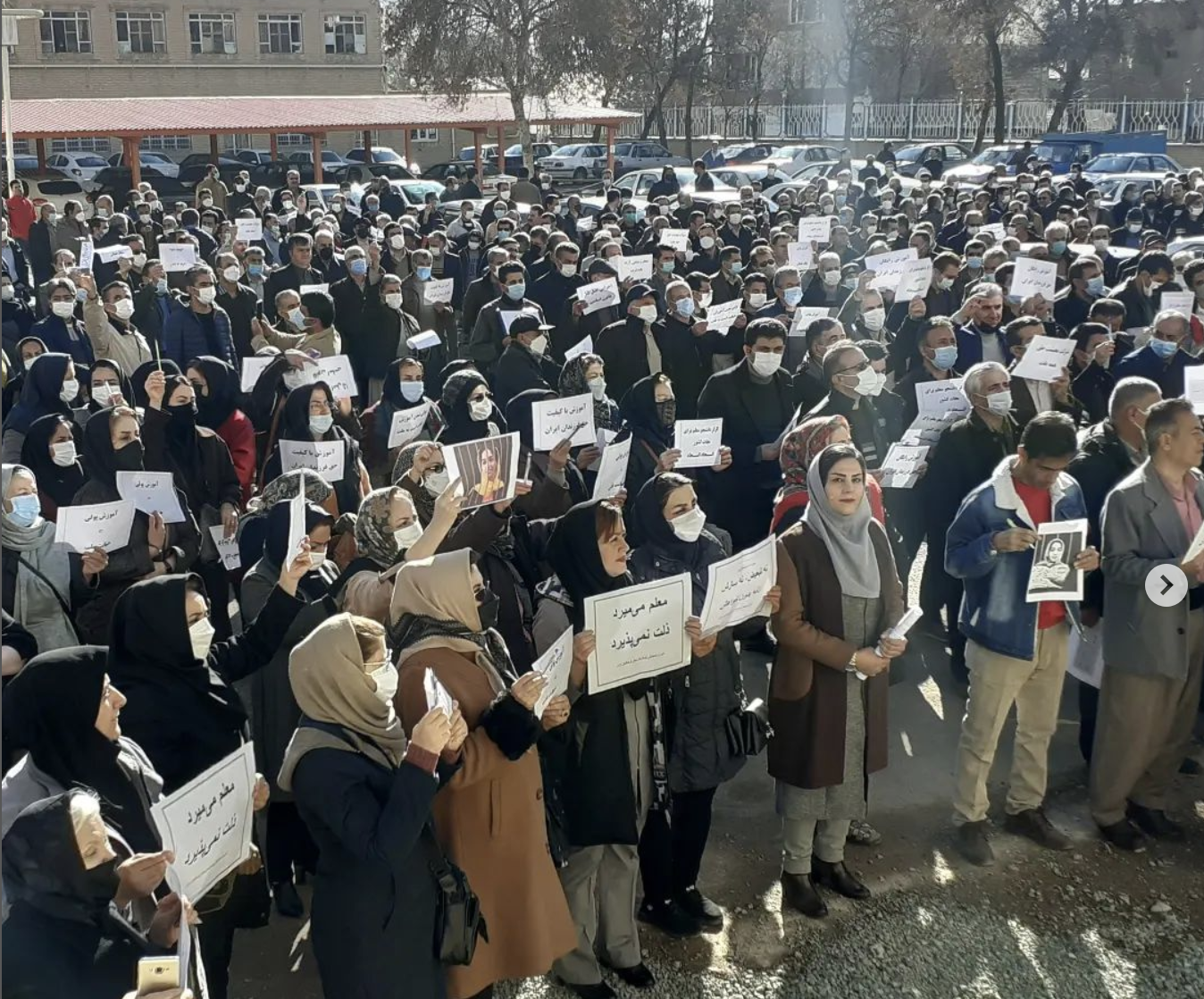 دەستبەسەر کرانی دەیان مامۆستا لە شارەکانی ڕۆژهەڵاتی کوردستان