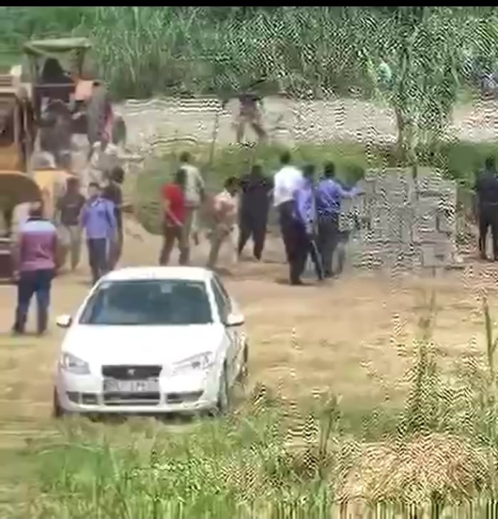 لە هێرشی خەڵکی پارێزگای مازندەران بۆ سەر بنکەی هێزی ئاسمانی ئەرتەشی ئێران زیاتر لە ٦ کەس کوژراو بریندار بوون