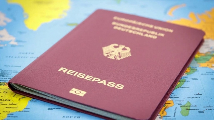 ئەڵمانیا مەرجەکانی وەرگرتنی ڕەگەزنامە ئاسان دەکات