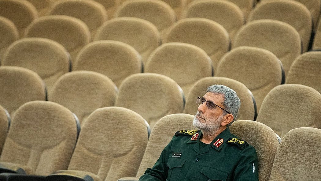 بەپەلە    ...   لە کۆبوونەوەیەکی نهێنی ، ئیسماعیل قائانی فەرمانی ئامادەباشی تەواوی ٤ هێزی میلیشیایی عێراق ڕاگەیاندووە بۆ  هێرشکردنی سەر هێزەکانی ئەمریکا