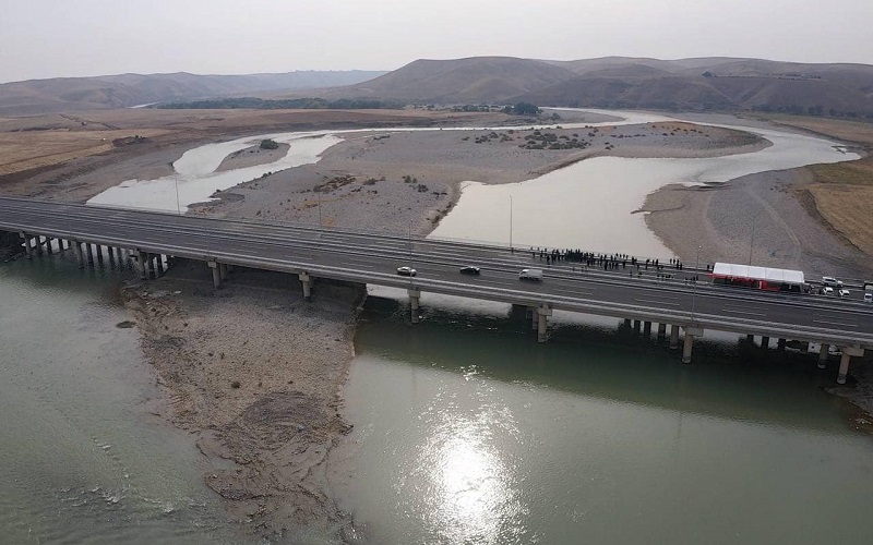 پڕۆژەی پردی زێی گەورە لەسەر رێگای نێوان ھەولێر و دھۆک کرایەوە