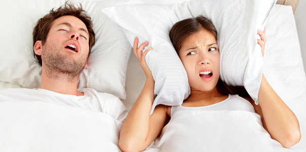 خڕخڕی کاتی نووستن نیشانەیەکی مەترسیدارە و ئاگادار بن  !!!