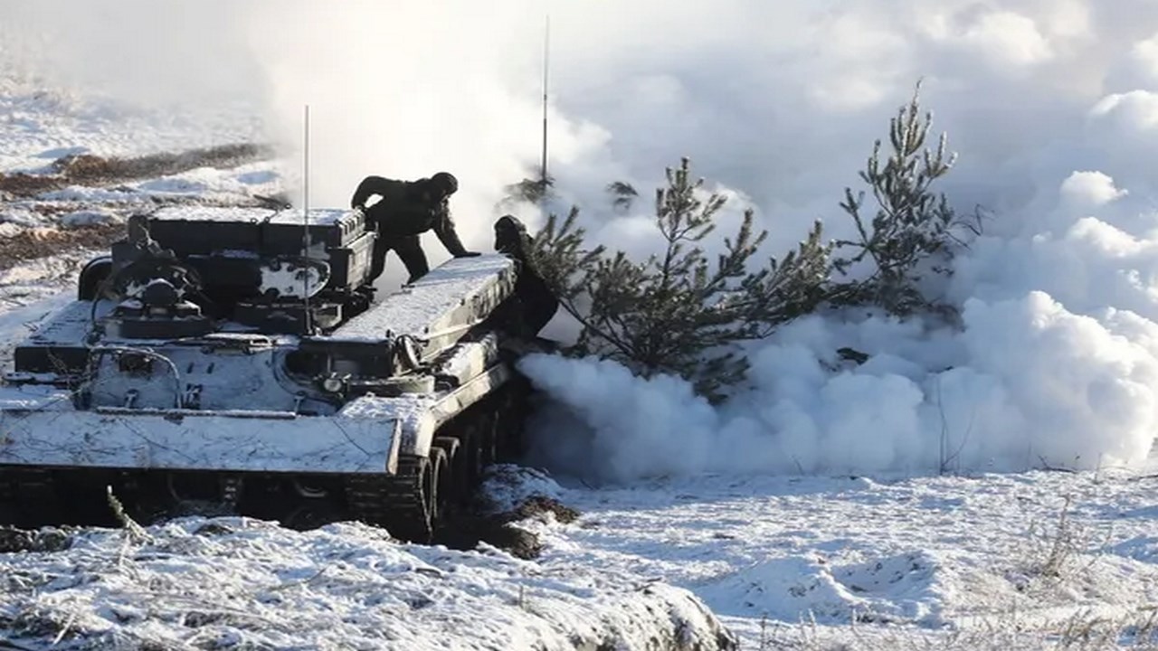 ئەمریکا: زیاتر لە ١٣٠ هەزار کەس لە هێزە سەربازییەکانی ڕووسیا لە سنووری ئۆکراینا جێگر کراون