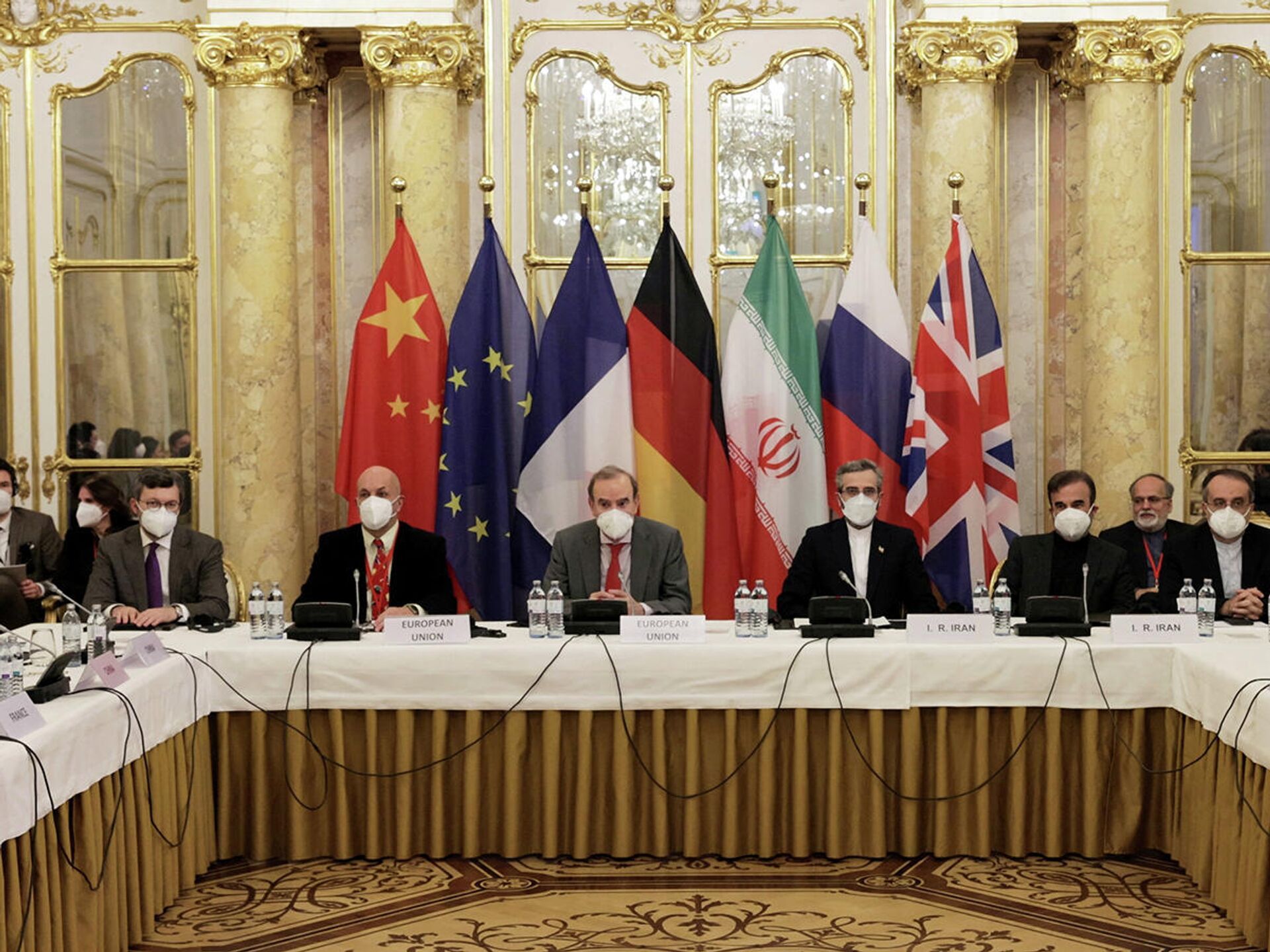 سێ وڵاتی ئەورووپی لە بارەی ڕێککەوتنی ئەتۆمییەوە هۆشداری بە تاران دەدەن