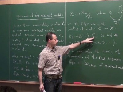 بەپەلە   ...   گەورە زانای کورد کۆچەر بیرکار دەچێتە ڕیزی ٥٠ بیرمەندی یەکەمی جێهانییەوە
