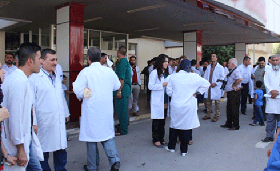 سەندیكای پزیشكان: بەشێكی زۆری كێشەی مووچەكانمان چارە دەكرێن