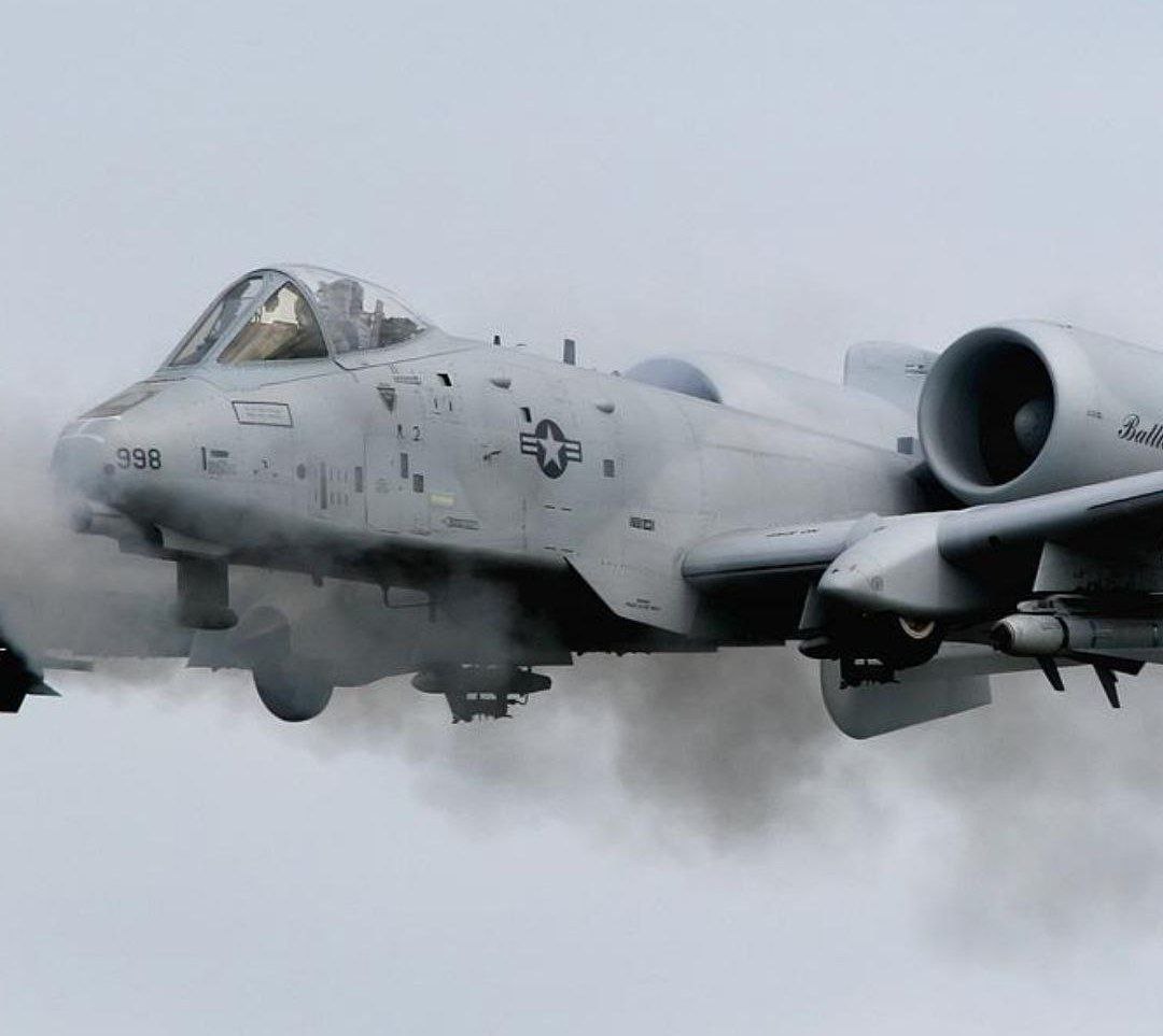 ناردنی فڕۆکەگەلی شەڕکەری ئەمریکی بۆ پشتیوانی لە ئیسرائیل