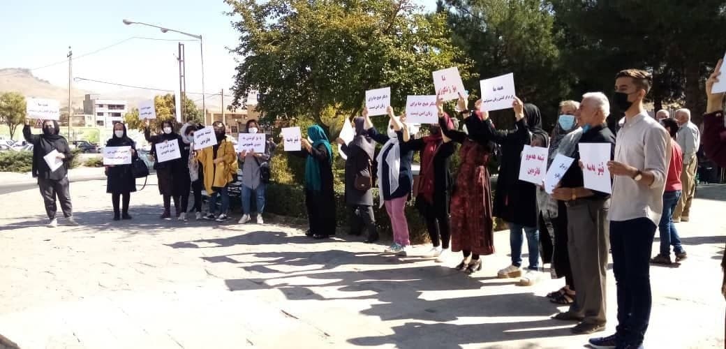 سنە/ چالاکانی مەدەنی دژ بە کوشتنی ژنان کۆبوونەوە