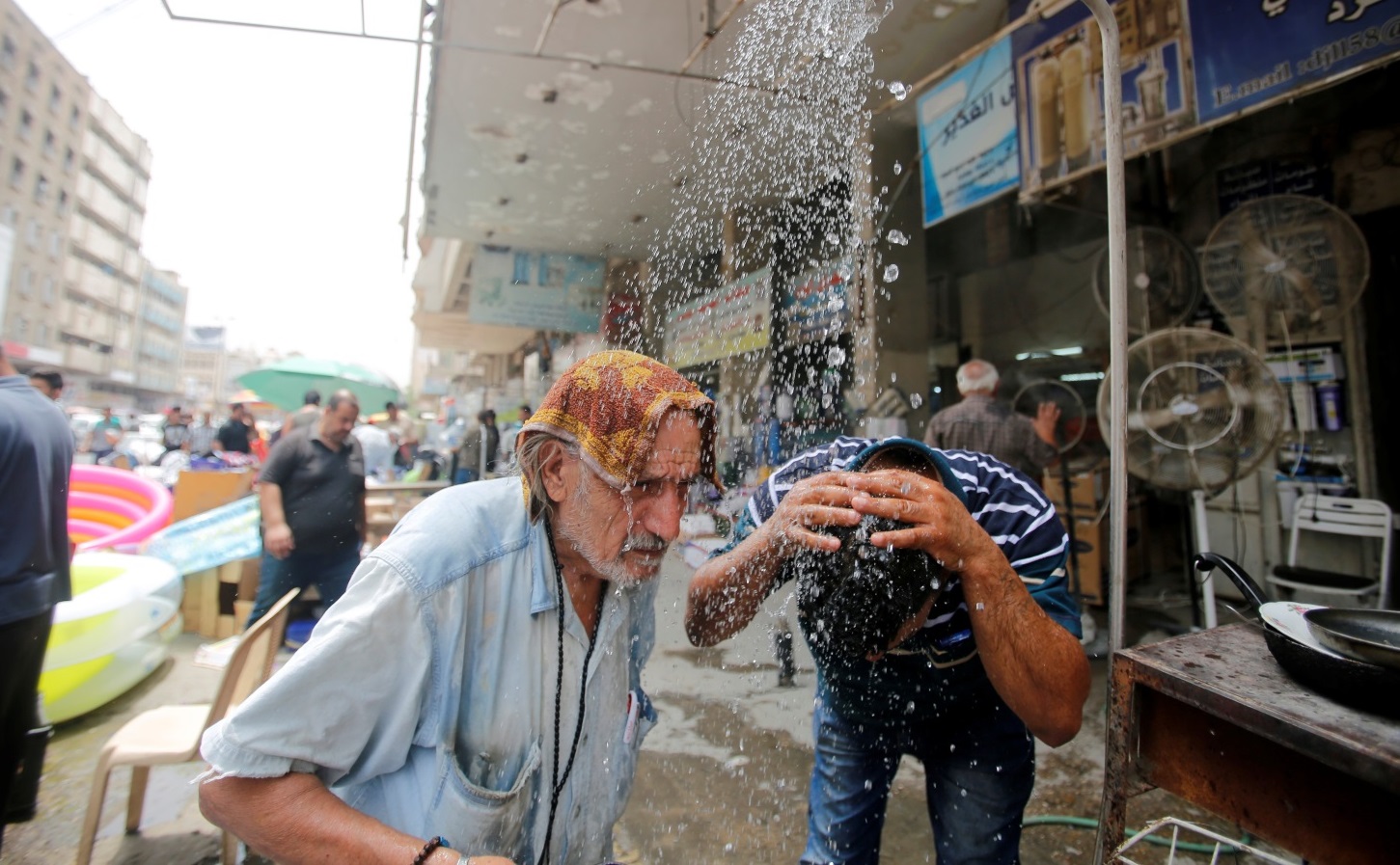 لە عێراق بەهۆی بەرزبوونەوەی پلەی گەرماوە پێشووی فەرمی ڕاگەیەنرا